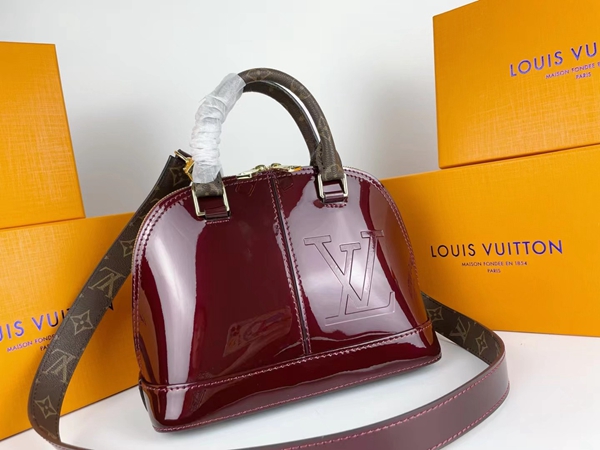 ルイヴィトンバッグ背面デザイン